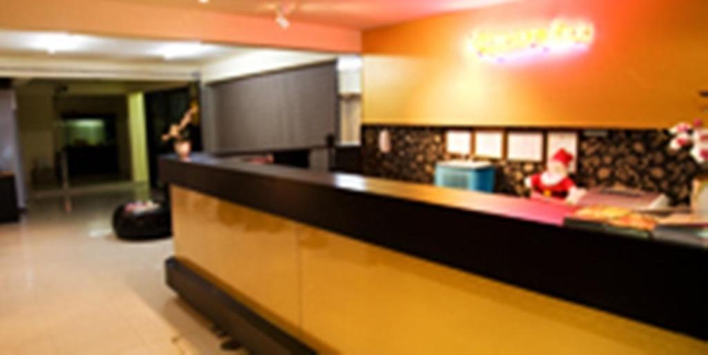 Bombay Inn กรุงเทพมหานคร ภายนอก รูปภาพ